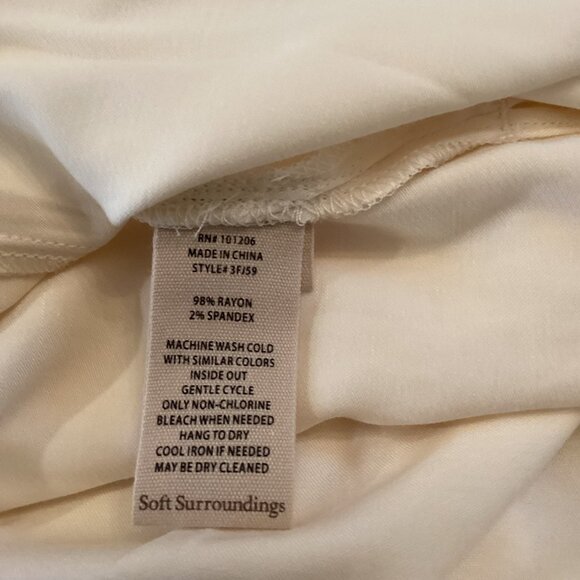 Soft Surroundings Top Size Medium MP Satin Ivory‎ Button-Down Shirt Long Sleeve - Picture 3 of 7